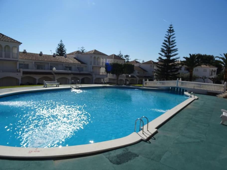 Al203 Centrico, Piscina Y Garaje Al203 Apartamento Alcossebre Exterior foto